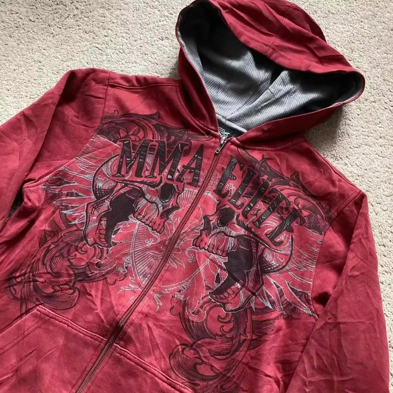 Sudadera con capucha estilo Y2K